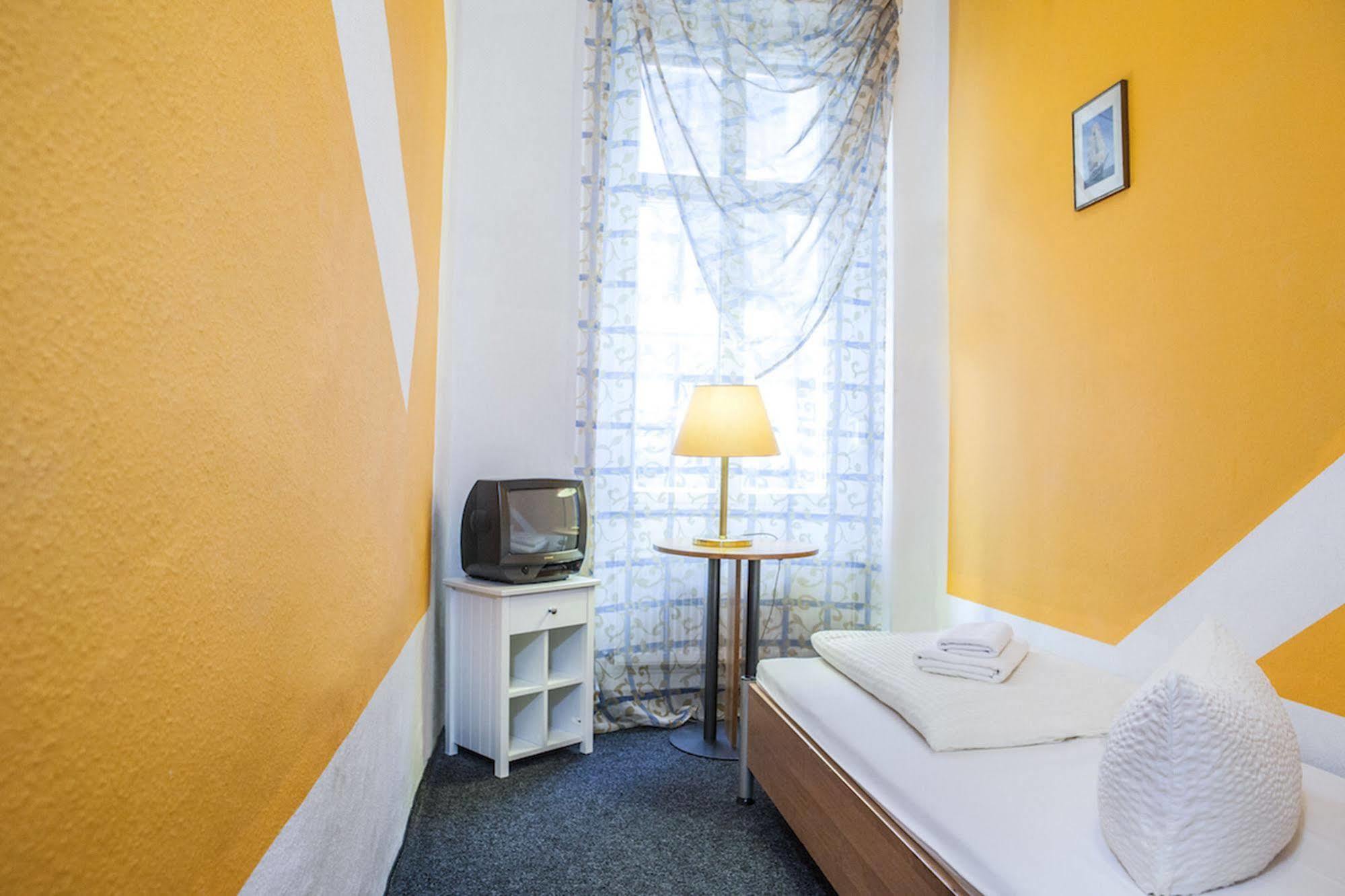 Hotel Pension Insor Berlin Luaran gambar